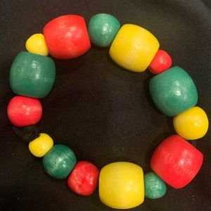 Beautiful African wooden bracelet❤️💛💚